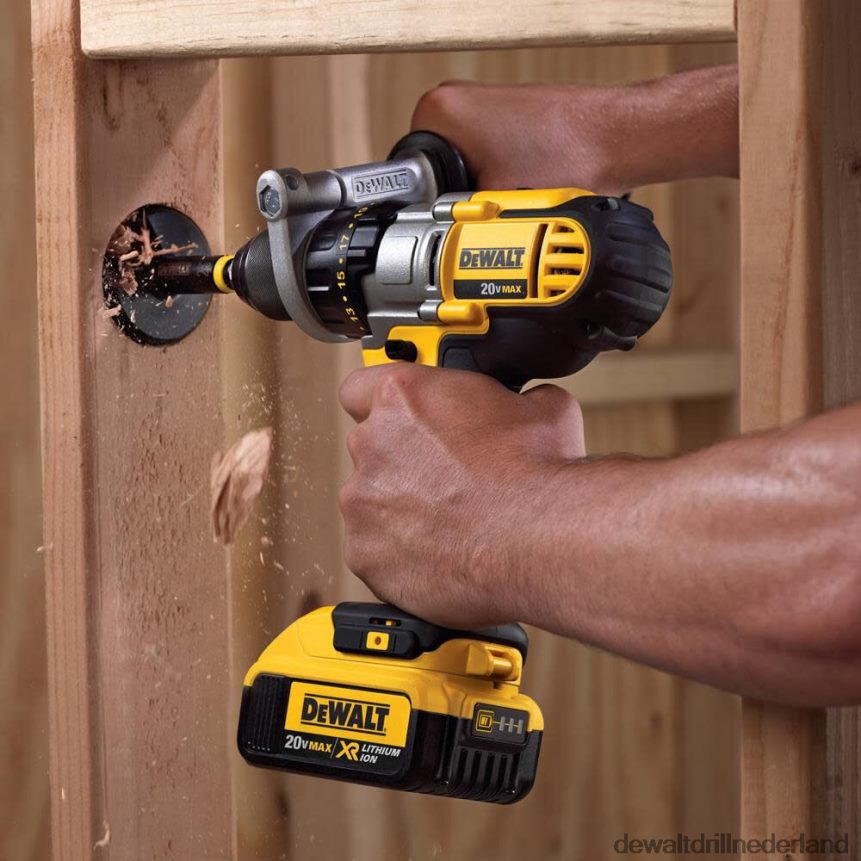 Dewalt Boormachine Z6ZND0193 | DEWALT 20 V max. lithium-ion premium boor-/schroevendraaierset met 3 versnellingen (4,0 Ah) hulpmiddelen
