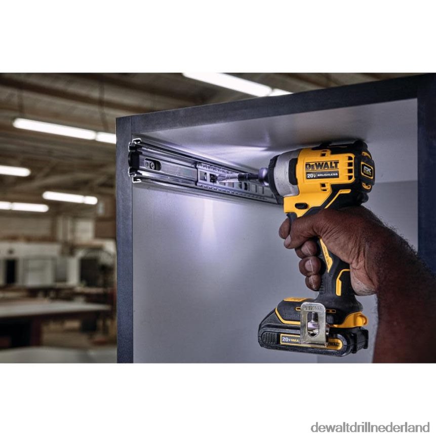 Dewalt Nederland Z6ZND0168 | DEWALT atomic compacte 1/4 inch slagschroevendraaier met powerstack 20v max batterij en opladersetbundel hulpmiddelen