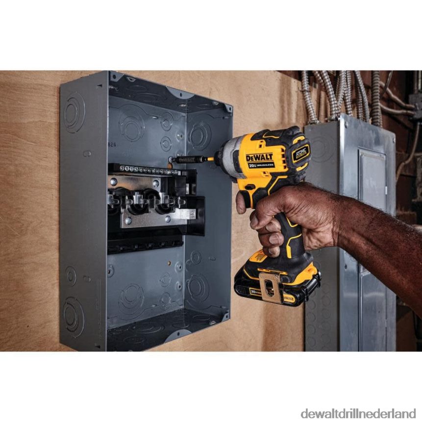 Dewalt Nederland Z6ZND0174 | DEWALT 20v max atomic compact 1/4 inch slagschroevendraaiersetbundel hulpmiddelen