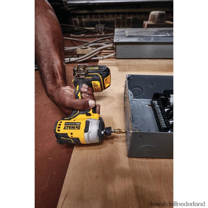 Dewalt Nederland Z6ZND0174 | DEWALT 20v max atomic compact 1/4 inch slagschroevendraaiersetbundel hulpmiddelen